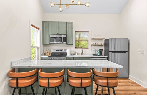 East Side House | Hot Tub | Pet-Friendly | The Beacon Retreat