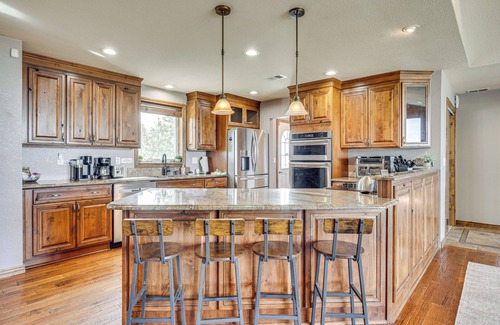 Kiowa House | Hot Tub, Pool: 40-Acre Horse Ranch in Kiowa!