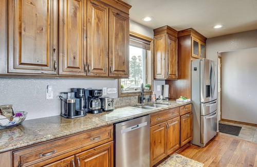 Kiowa House | Hot Tub, Pool: 40-Acre Horse Ranch in Kiowa!