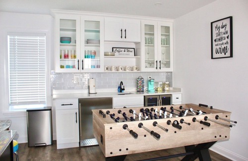 Seaside Heights House | Hot Tub! Rooftop Deck! Game Room!