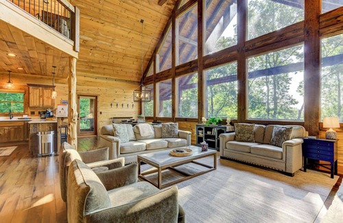 Aska Cabin | Hot Tub Soaks, Scenic Vistas, Starlit S'mores, Game Nights & Outdoor Fun - Little Creek Cabin