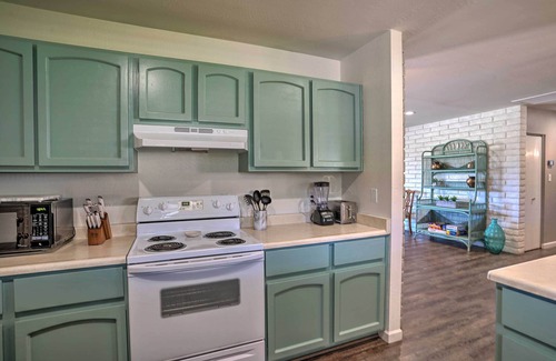 Chino Valley House | Hot Tub & Spacious Yard: Chino Valley Home!