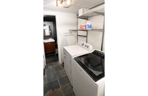 McNeil House | Hot Tub Stylish Luxe Large 11beds Grill/Foosball