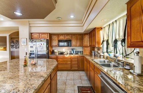 Northeast Colorado Springs House | Hot Tub Time Machine! Theater Balcony A+ Views