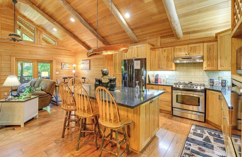 North Fork Township Cabin | Hot Tub & Views: 'Nature's Hideaway' in Zionville