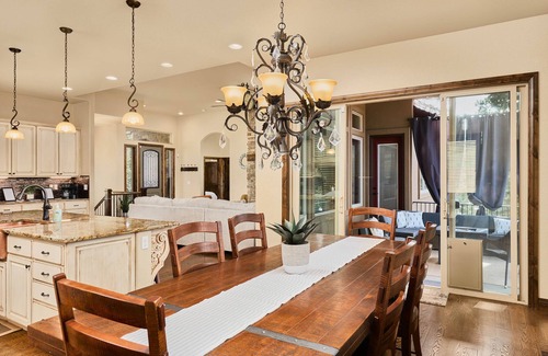 Woodland Park House | 🏔 Hot Tub & Views of Pikes Peak - Summit Lodge