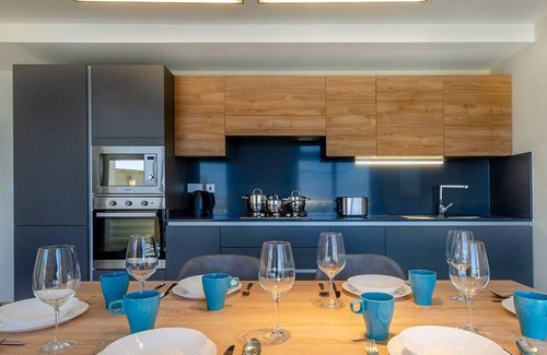 Xaghra Apartment | Hot Tub w/Incredible Views @ Ultra-Modern 3BR Apt