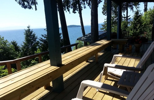 Davis Bay Apartment | Hot Tub, Waterfront Property, Ocean Views, Private Beach