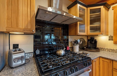 Bayfield Cabin | Hot Tub, Wildlife Viewing, Close to Vallecito Lake!