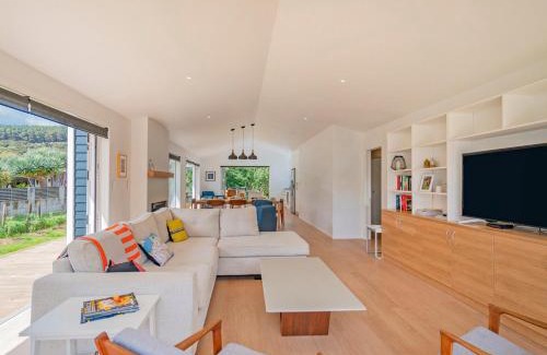 Hot Water Beach House | Hot Water Bach - Hot Water Beach Holiday Home