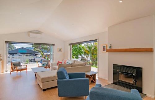 Hot Water Beach House | Hot Water Bach - Hot Water Beach Holiday Home