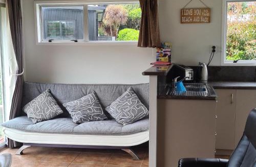 Hot Water Beach House | Hot Water Beach Cottage