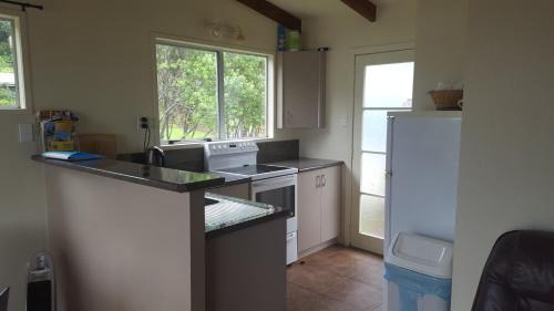 Hot Water Beach House | Hot Water Beach Cottage