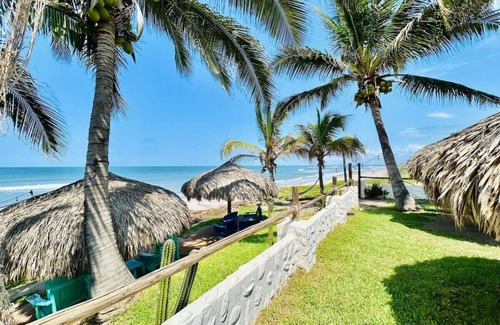 Elota Condo | hotel boutique a pie de playa by Partnerhost