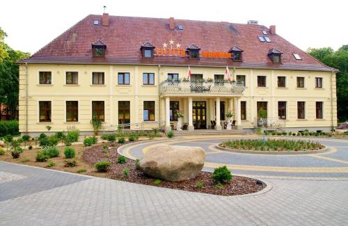 Łobez Hotel | Hotel Świętoborzec