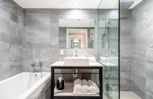 Quartier des Spectacles Hotel | HOTEL 10