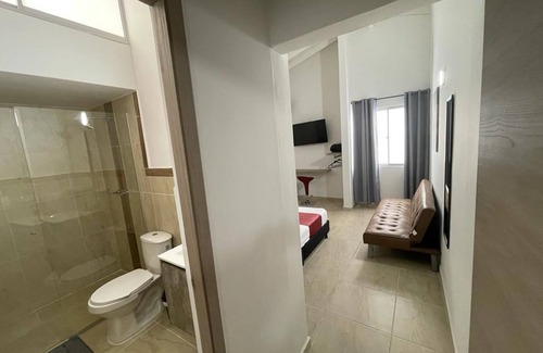 La Aguacatala Hotel | Hotel 12 Nights