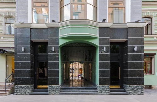 Tsentralny Hotel | Hotel 1880