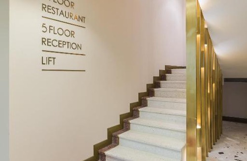 Tsentralny Hotel | Hotel 1880