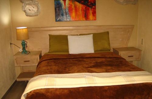 Bernal Hotel | Hotel 19 de Enero Centro