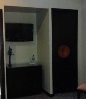 Agonia Hotel | Hotel 1915 INN & SUITES