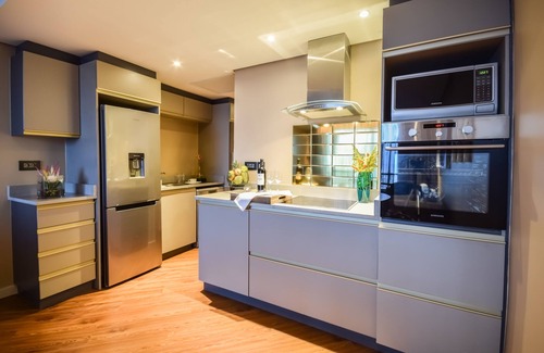 Lome Hotel | Hotel 2 Fevrier, Lome
