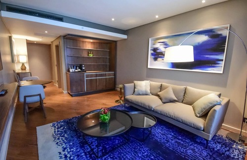 Lome Hotel | Hotel 2 Fevrier, Lome