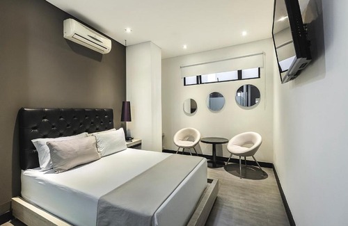 La Candelaria Hotel | Hotel 47 Medellin Street