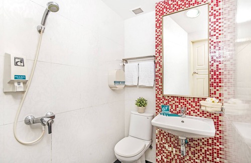 Hougang Hotel | Hotel 81 Kovan