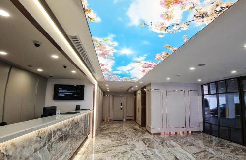Geylang Hotel | Hotel 81 Palace - NEWLY RENOVATED