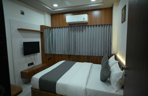 Palanpur Hotel | Hotel Aagman