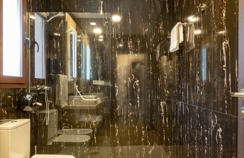 San Roque Hotel | Hotel Admiral Casino & Lodge