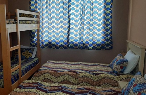 Vila do Maio House | Hotel Ah Maio - Family Room with Private Bathroom
