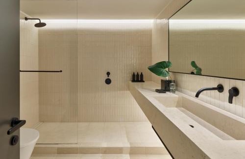 Old Town North Hotel | Hotel AKA Alexandria