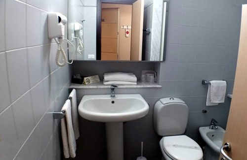 Sarzana Hotel | Hotel Al Sant andrea