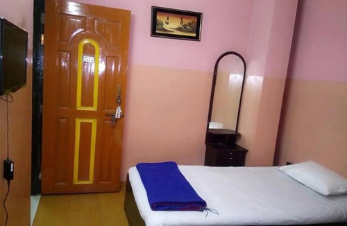 Dhaka Hotel | Hotel Al-Sarwar (Res.)