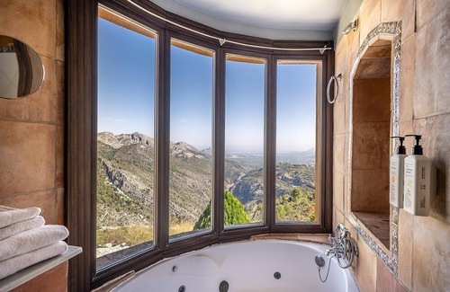 La Vall de Laguar Hotel | Hotel Alahuar