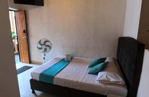 Utica Hotel | Hotel Alcazar Real