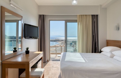 Arcoudi Hotel | Hotel Almira
