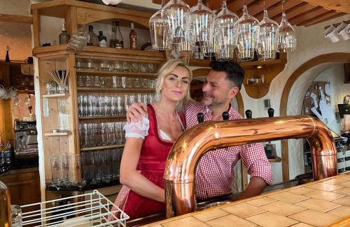Markneukirchen Hotel | Hotel Alpenhof