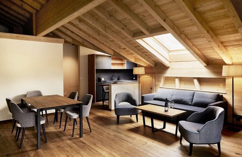 Lauenen Hotel | Hotel Alpenland