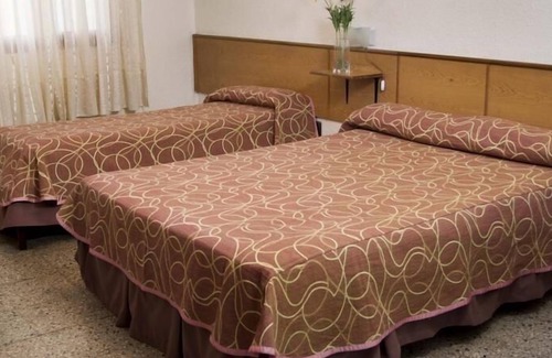 Mendoza City Center Hotel | Hotel América