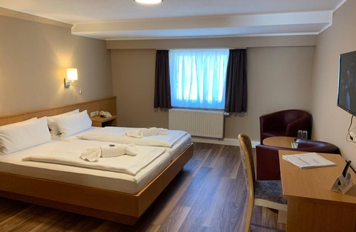 Oybin Hotel | Hotel am Berg Oybin