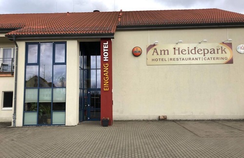 Dippoldiswalde House | Hotel Am Heidepark - Double room, shower or bath, WC