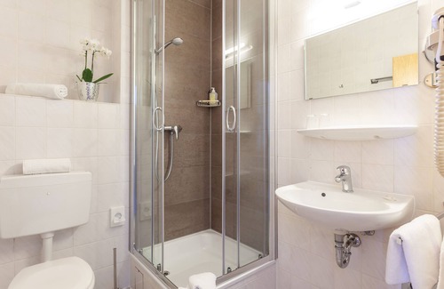 Ostseebad Baabe Hotel | Hotel Am See