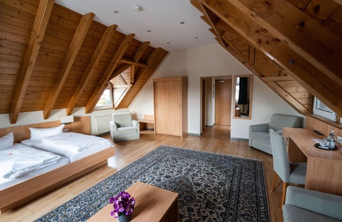Neuenburg am Rhein Hotel | Hotel am Stadthaus