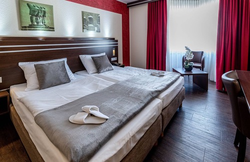 Rhein-Erft-Kreis District Hotel | Hotel am Stern