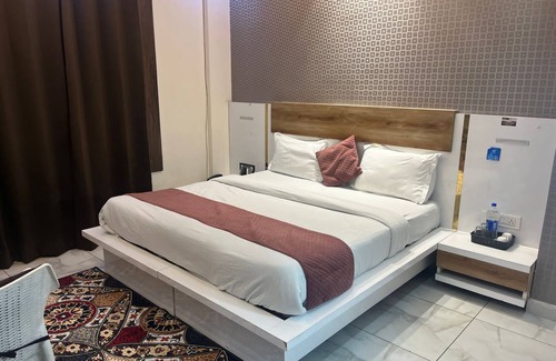 Panipat Hotel | HOTEL AMARESH