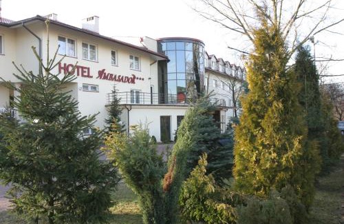 Lodz Hotel | Hotel Ambasador Chojny