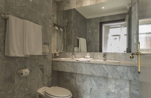 Quartier du Port Hotel | Hotel Ambassador Monaco